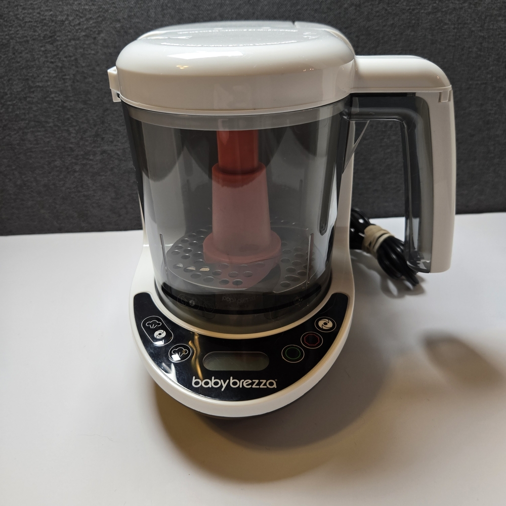 Baby Brezza One Step Baby Food Maker EUC Used Once